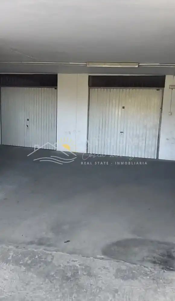 Garage for sale in Torrox