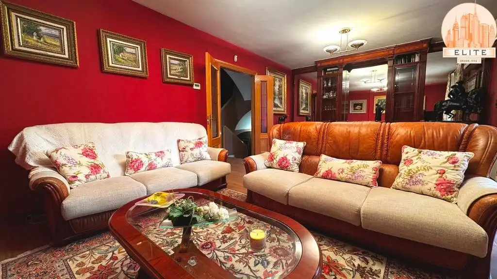 Sala de estar de Casa adosada en venta en Torrejón de la Calzada con Aire acondicionado, Calefacción y Jardín privado
