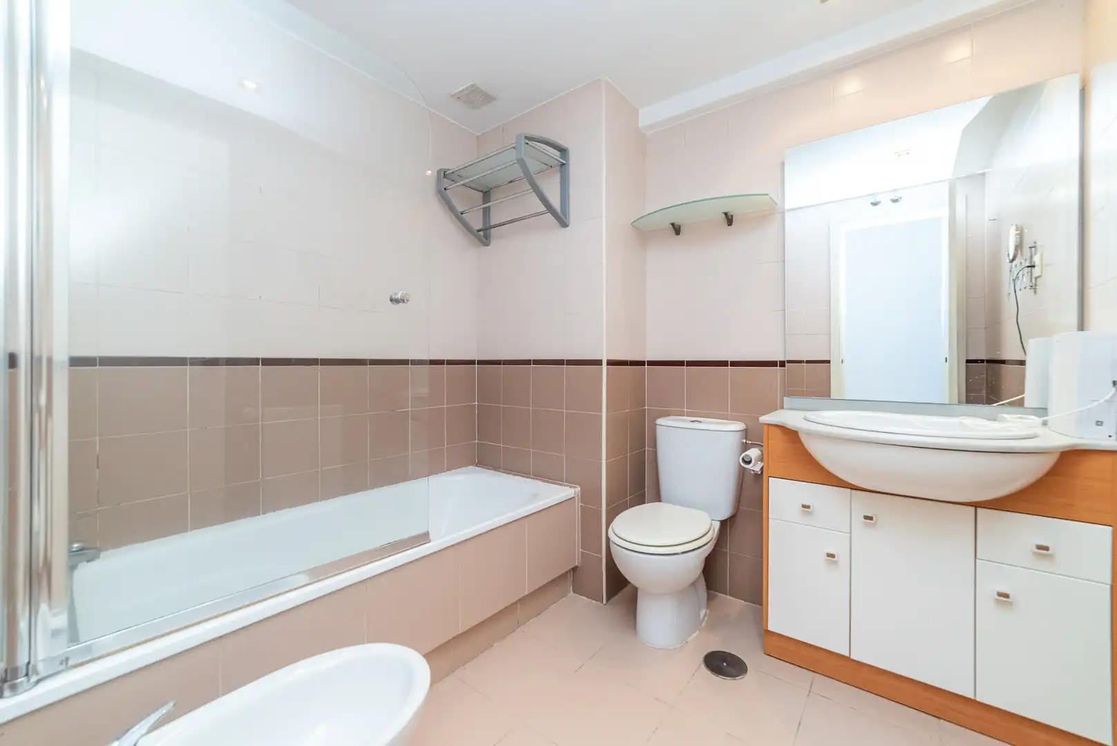 Baño de Dúplex en venta en Torrelodones con Aire acondicionado, Calefacción y Jardín privado