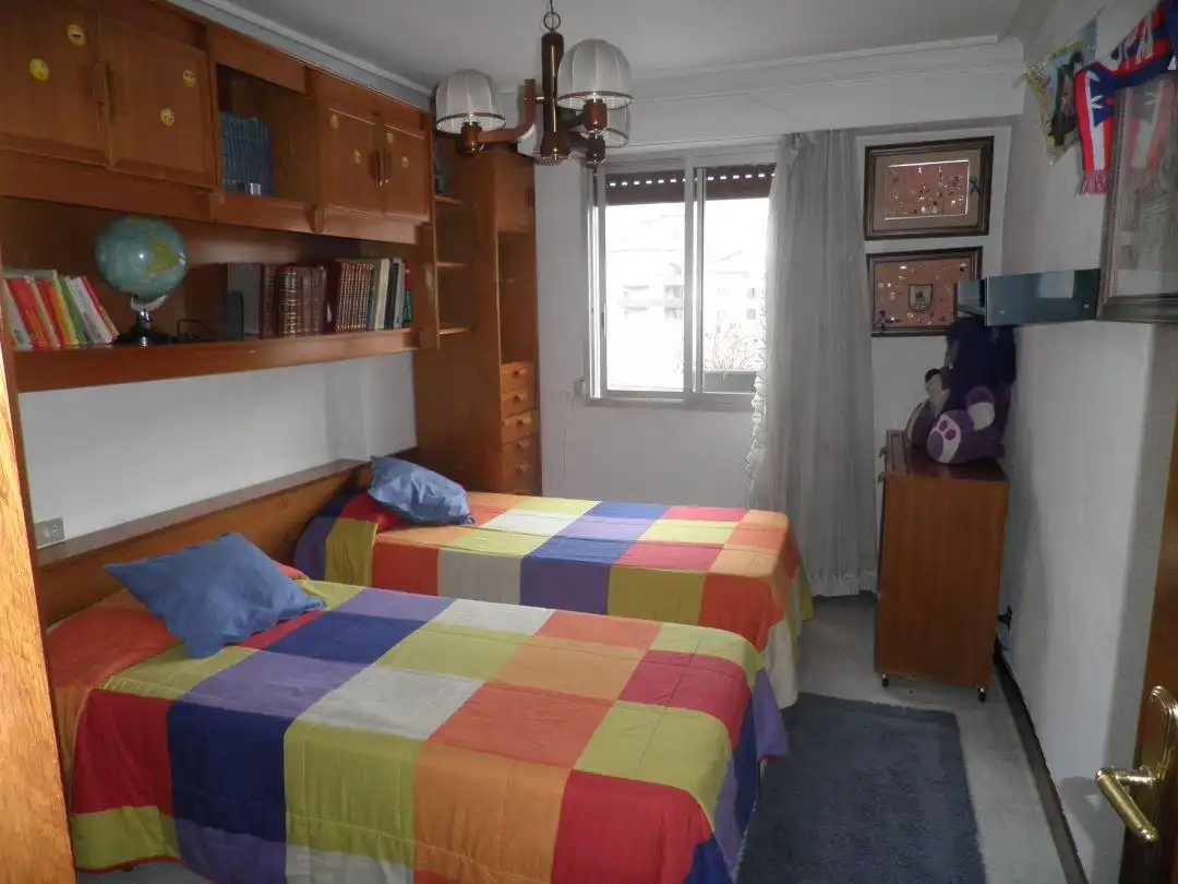 Habitación de Piso en venta en Eibar con Amueblado