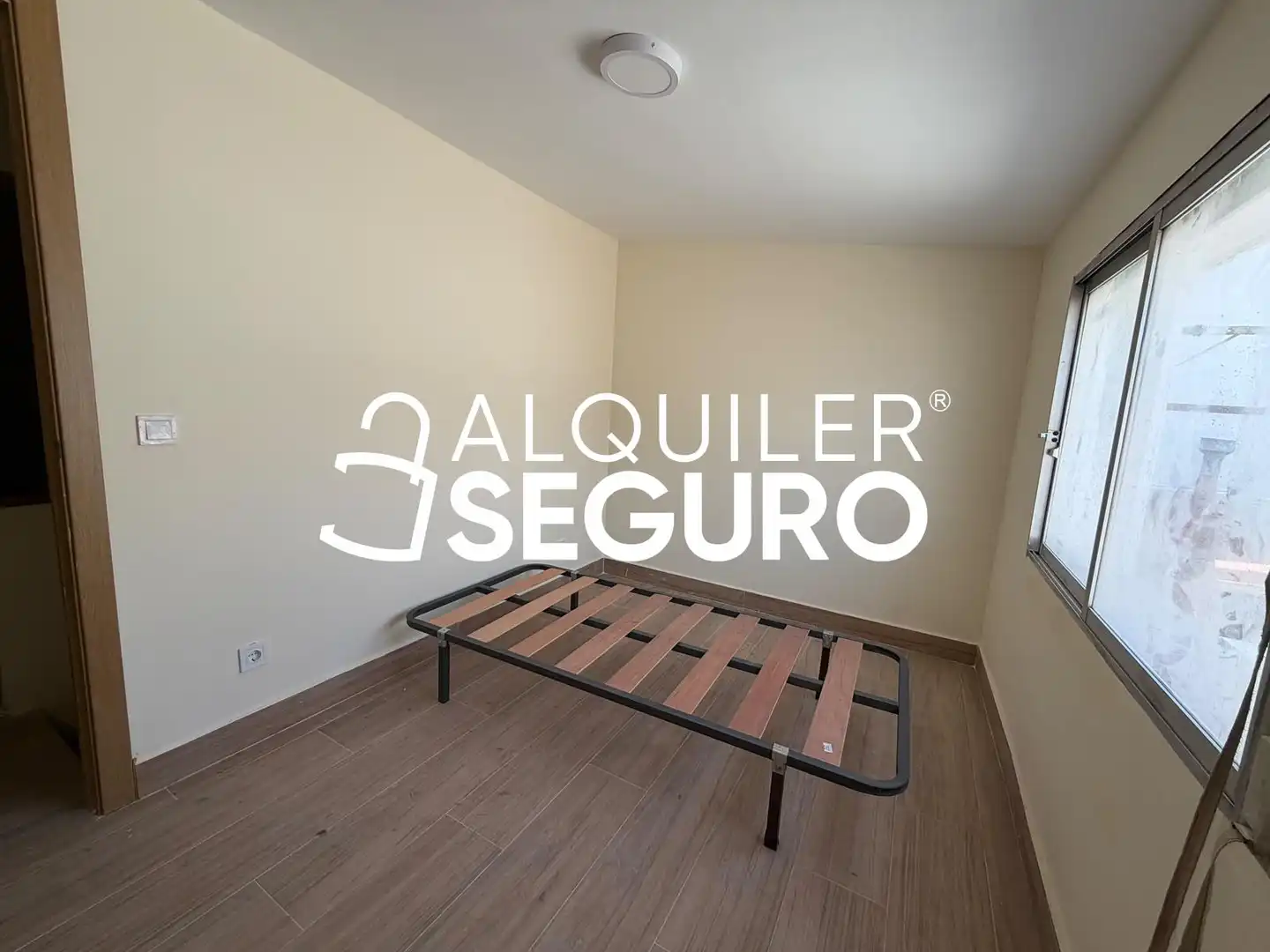 Habitación de Casa o chalet de alquiler en Madrid