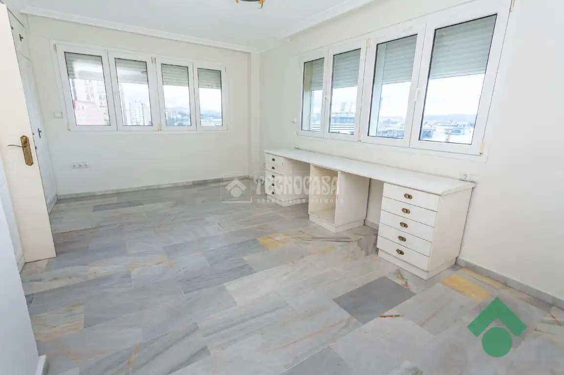 Flat for sale in Algeciras