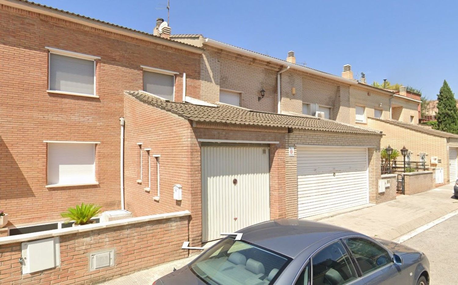 Exterior view of Single-family semi-detached for sale in Igualada