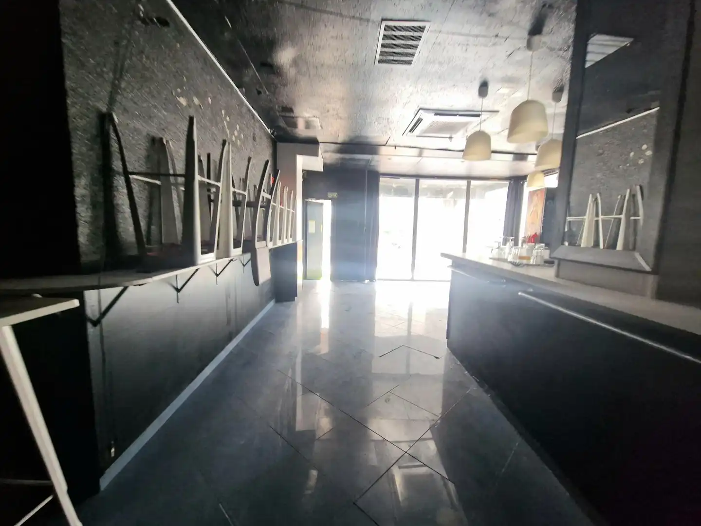 Business premises for sale in Carrer de Tortosa, imagen 2