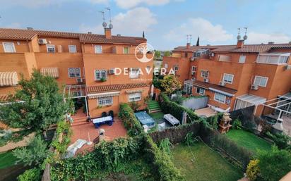 Jardí de Casa adosada en venda en Getafe amb Terrassa