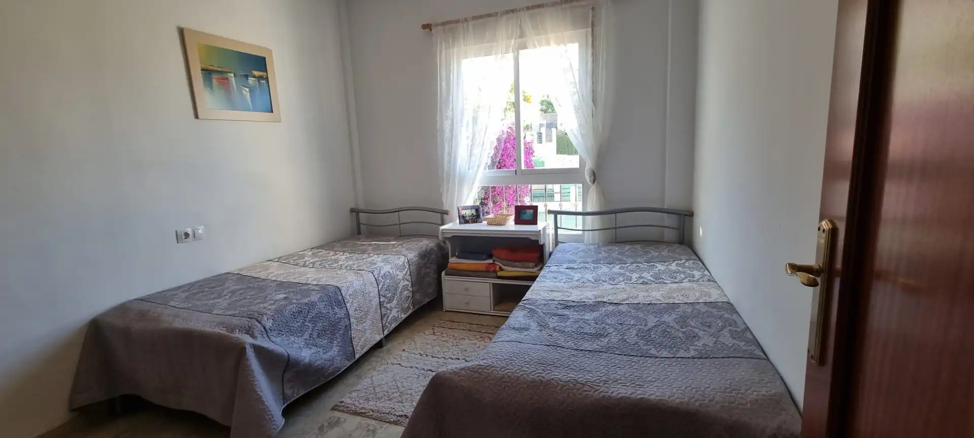 Habitación de Casa adosada en venta en Vélez-Málaga con Aire acondicionado y Piscina comunitaria