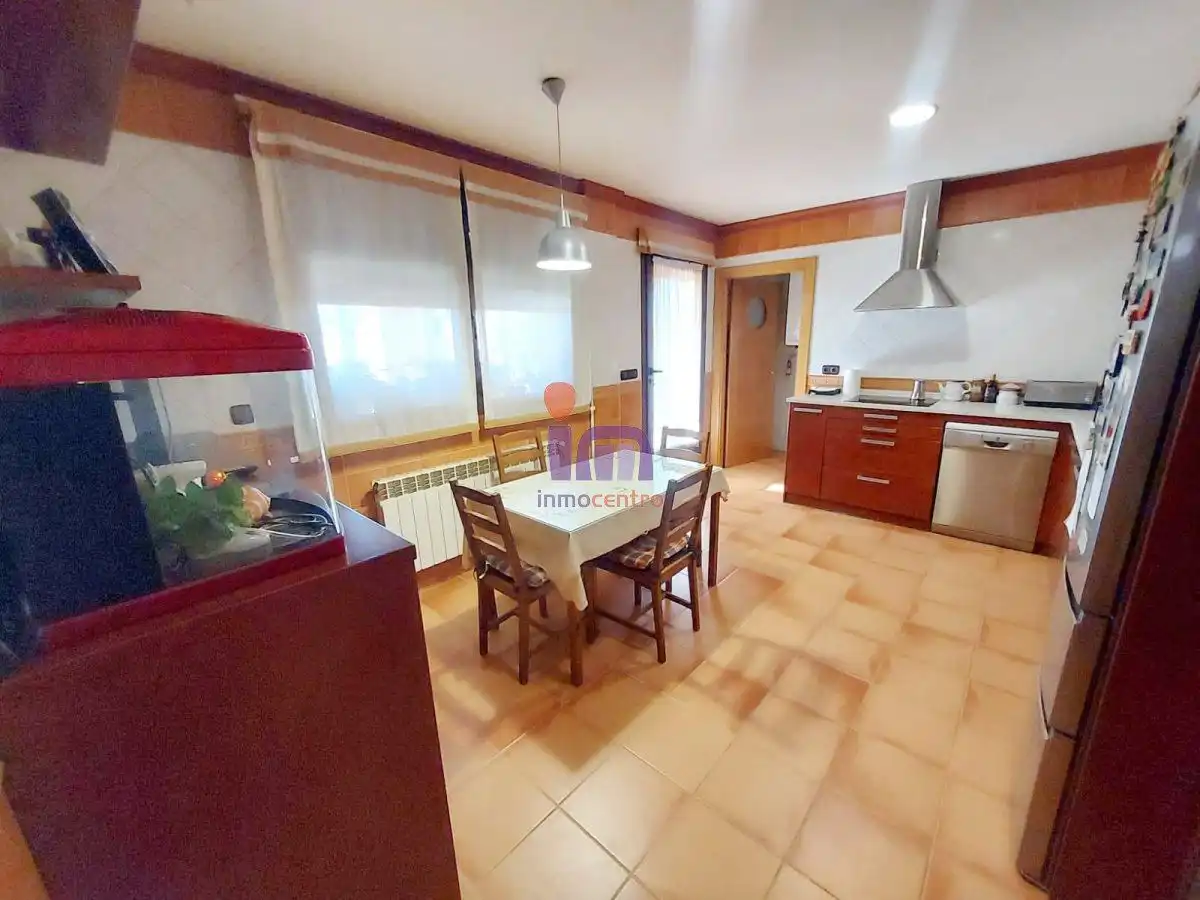 Chalet con piscina en venta en Valdepeñas, imagen 7