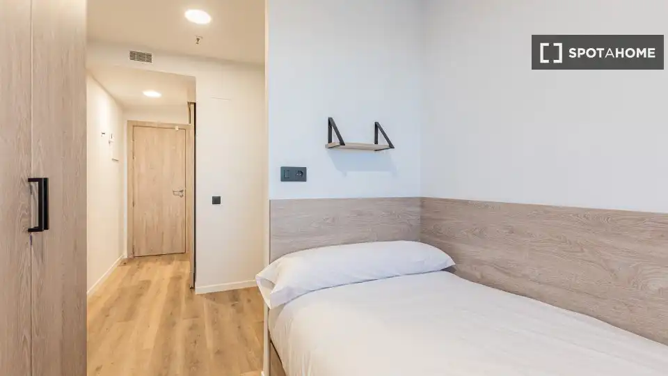 Room in Alisal - San Román