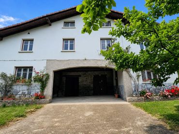 Casa con jardín en venta en Calle MEABE AUZOA