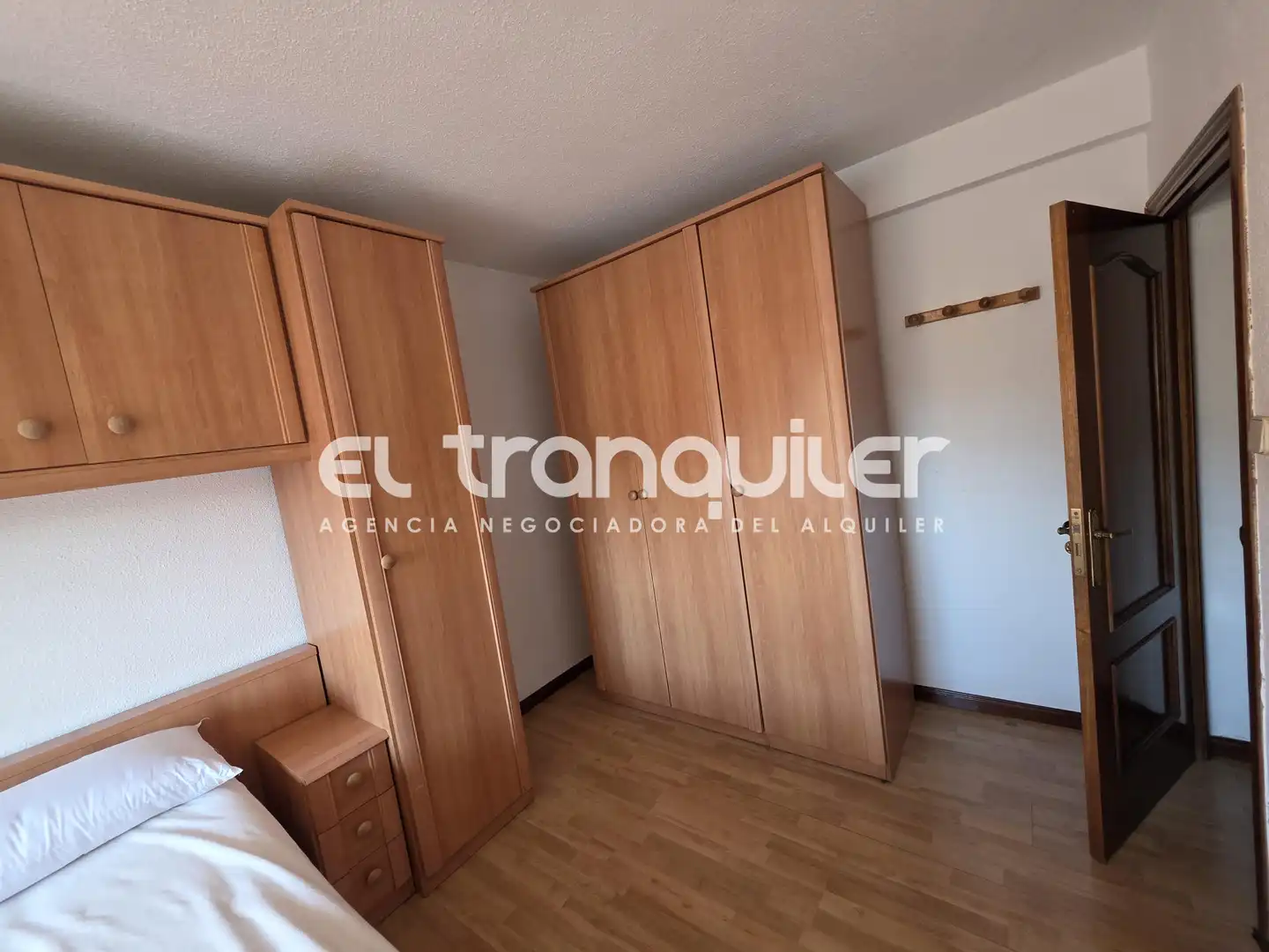 Bedroom of Flat for rent in Madrid  with Air Conditioner, Terrace and Furnished