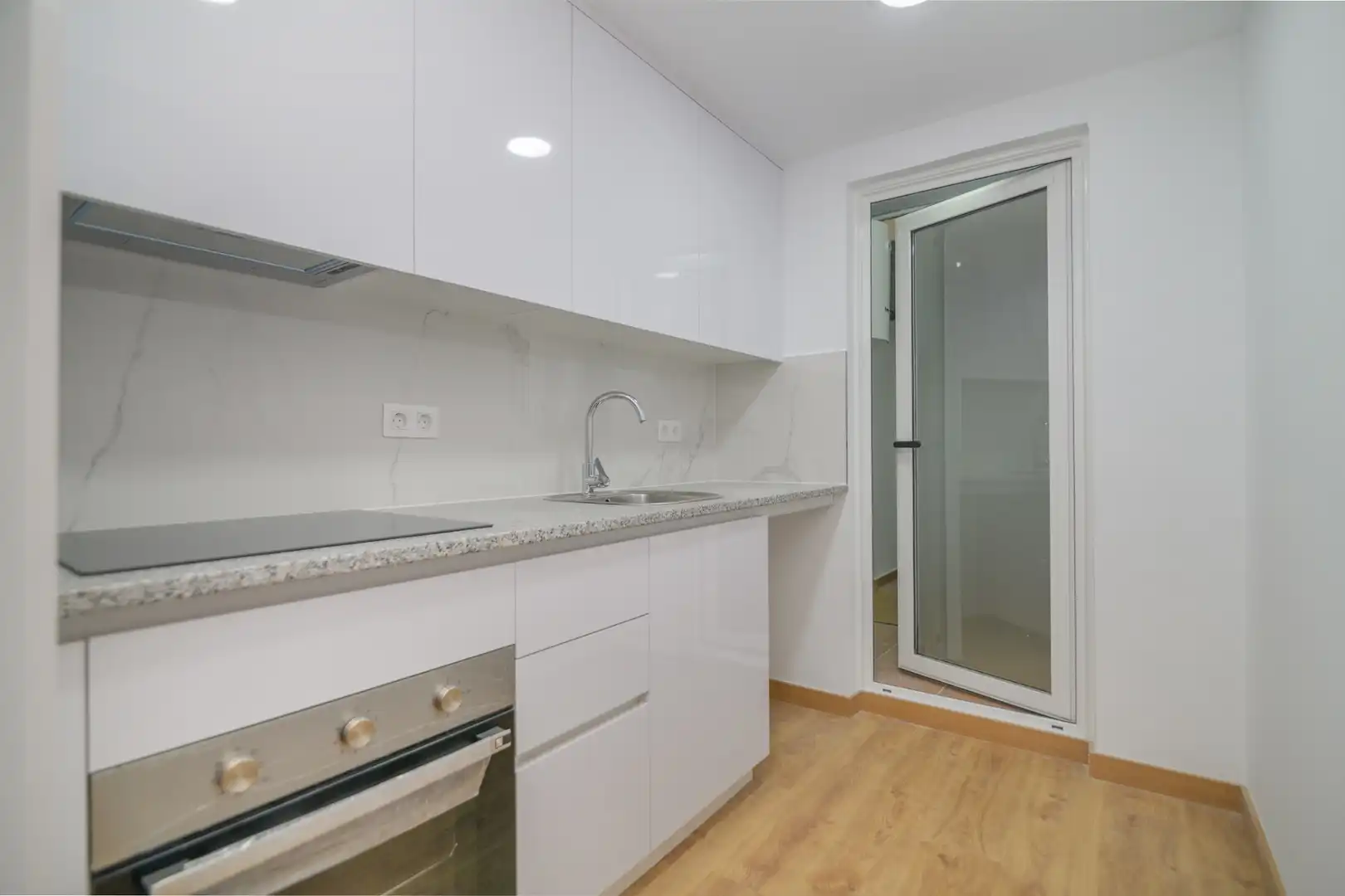 Flat with terrace for sale in Marianao, imagen 17
