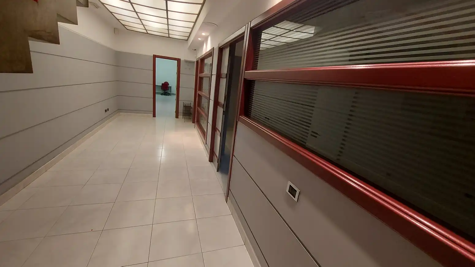 Business premises for sale in Logroño - Calle General Vara de Rey, imagen 5