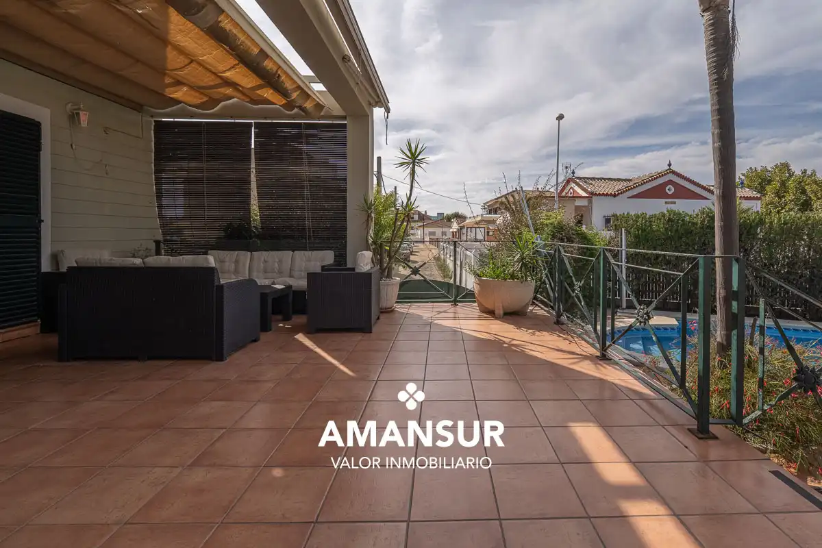 Terrace of Houses for sale in Punta Umbría  with Heating, Terrace and Swimming Pool
