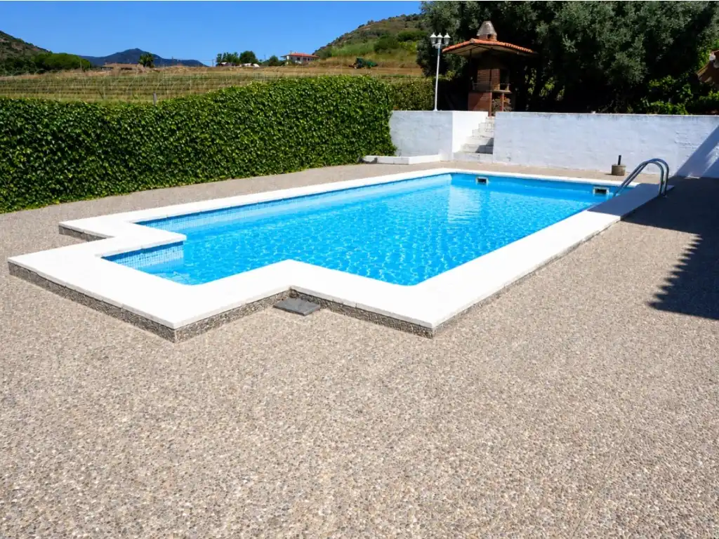 Piscina de Casa o xalet en venda en Pineda de Mar