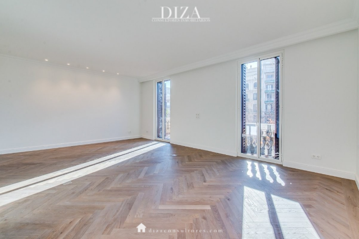 Exterior view of Flat for sale in  Madrid Capital  with Air Conditioner and Heating