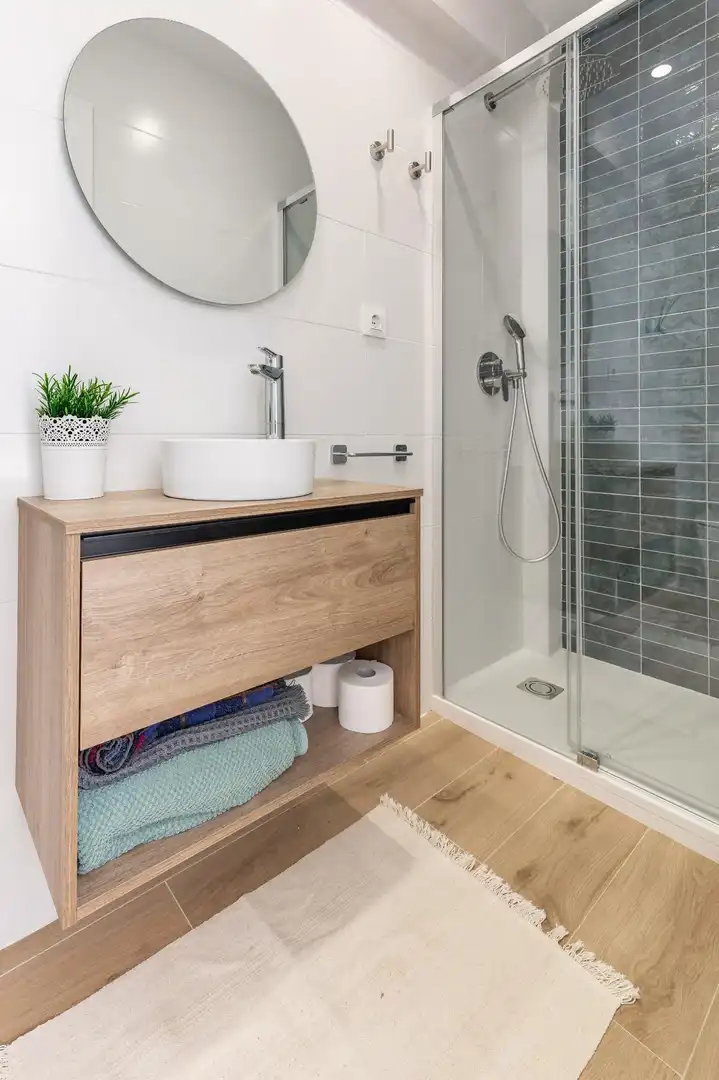 Bathroom of Flat for sale in Pobles del Sud