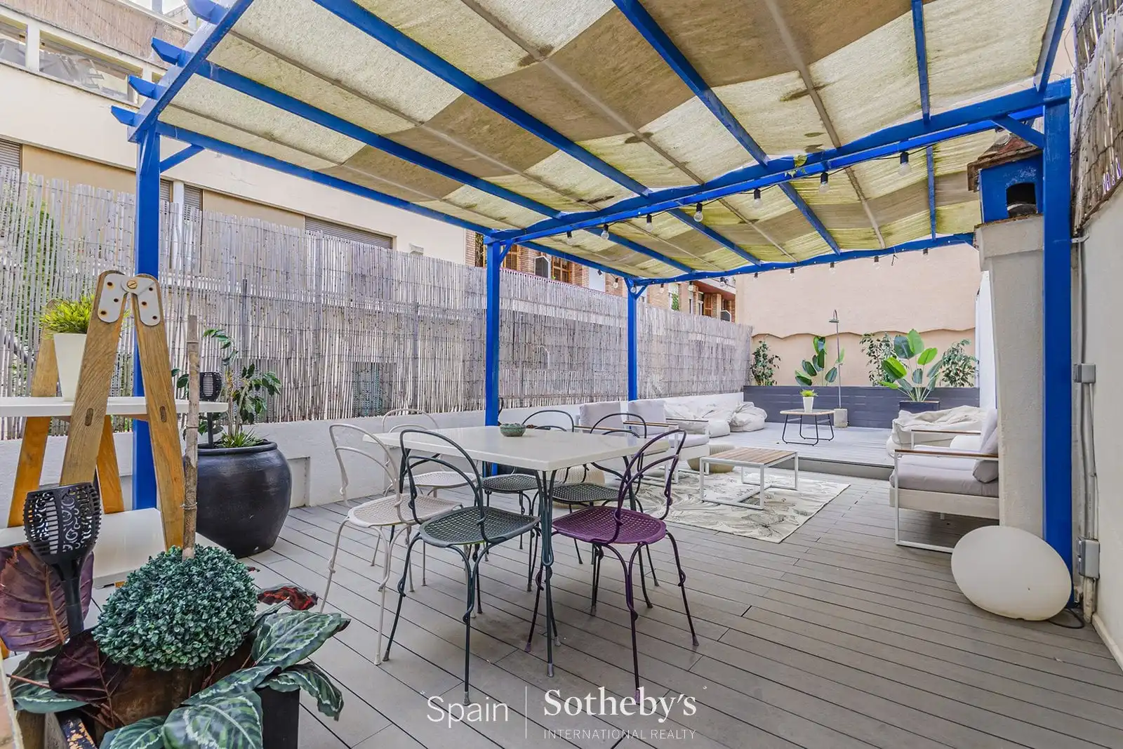 Terrassa de Apartament en venda en Barcelona amb Aire condicionat, Calefacció i Terrassa