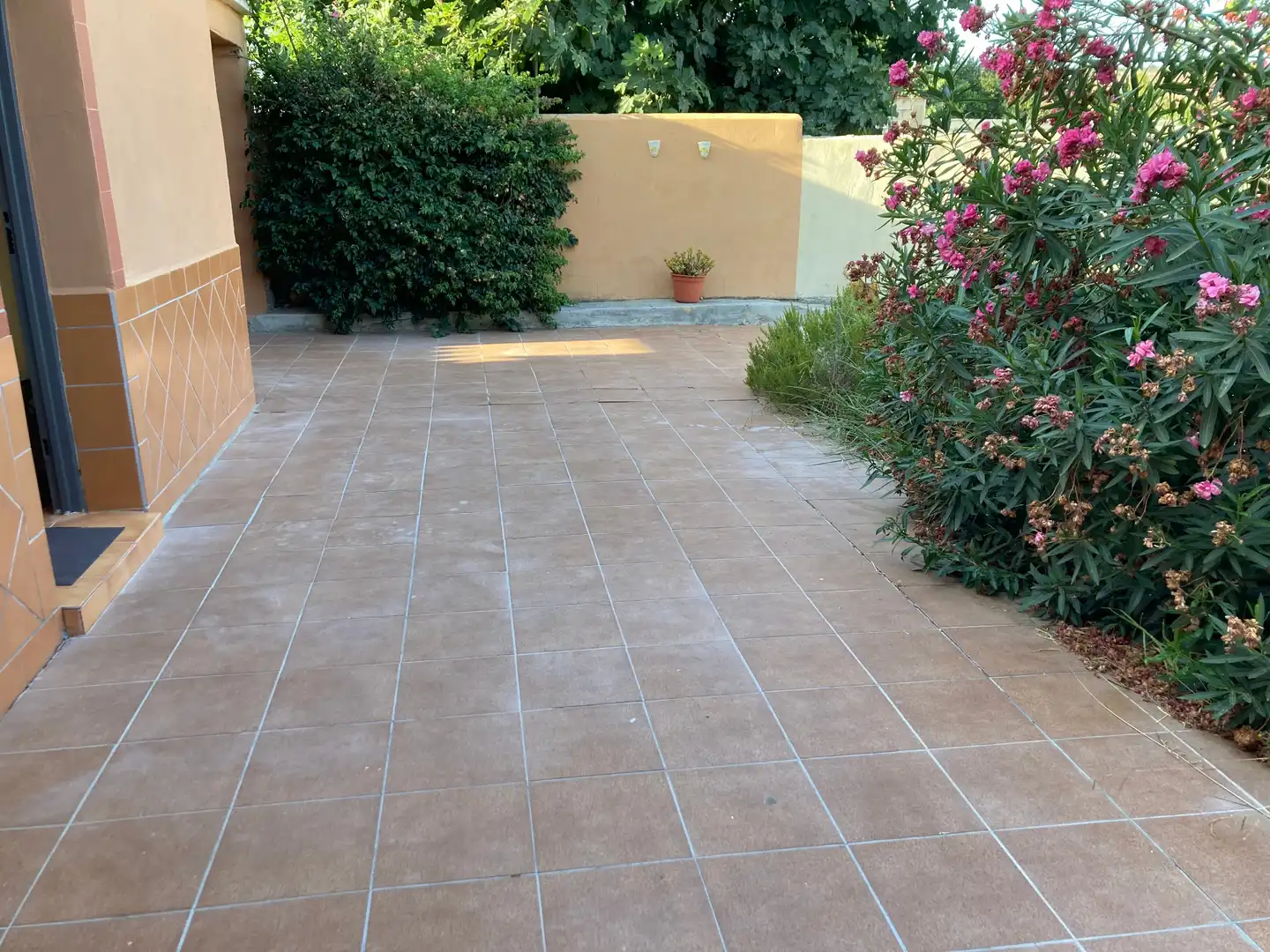 Terraza de Casa o chalet de alquiler en Los Barrios con Aire acondicionado, Jardín privado y Amueblado