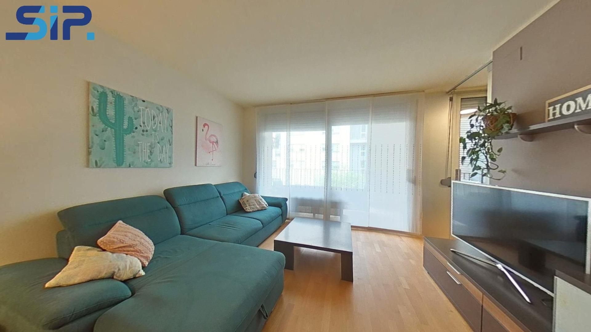 Sala d'estar de Pis en venda en Vilafranca del Penedès amb Jardí privat, Parquet i Terrassa