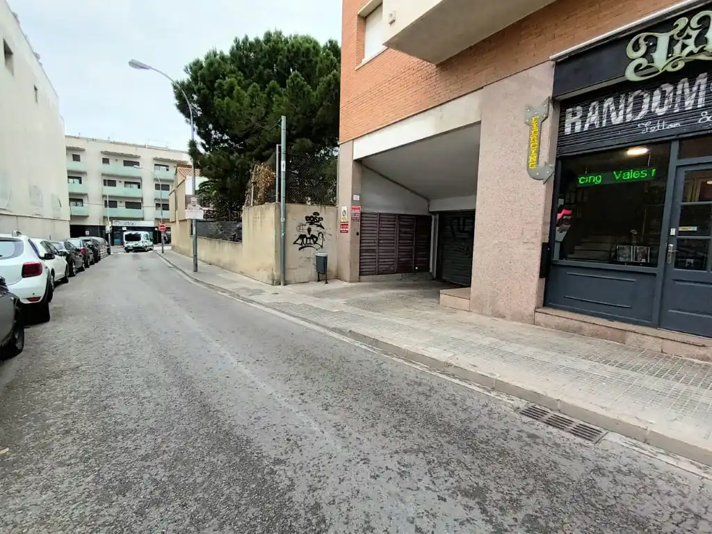 Garage zum Verkauf in Sant Julià
