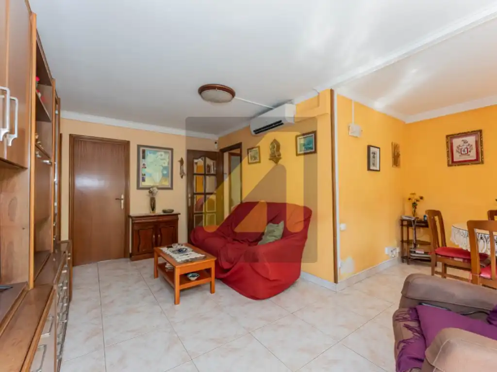 Sala d'estar de Apartament en venda en Barcelona