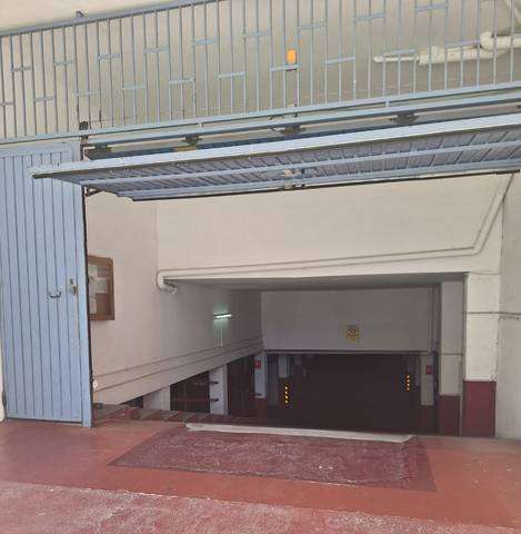 Garaje en Venta en Carrer del Salze, 2 en La Roureda