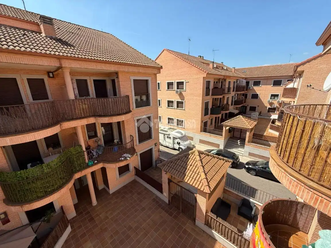 Exterior view of Flat for sale in Almorox  with Air Conditioner, Heating and Parquet flooring