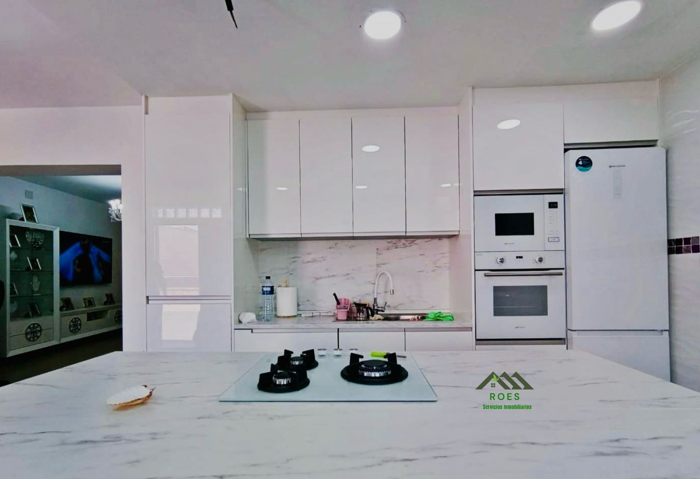 Cuina de Casa adosada en venda en Humilladero amb Terrassa, Moblat i Forn