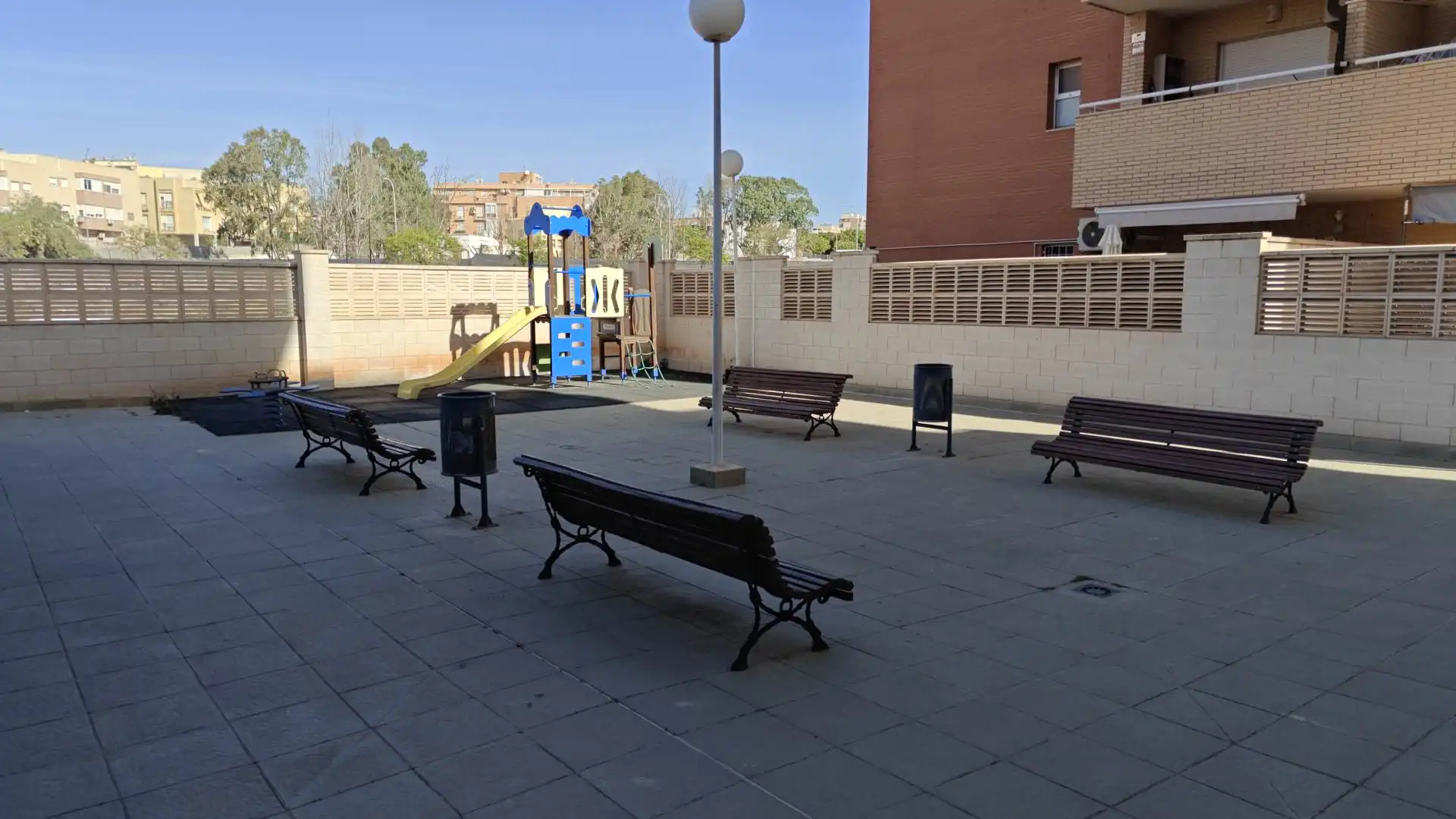 Terrace of Flat for sale in Almería  with Air Conditioner, Heating and Terrace