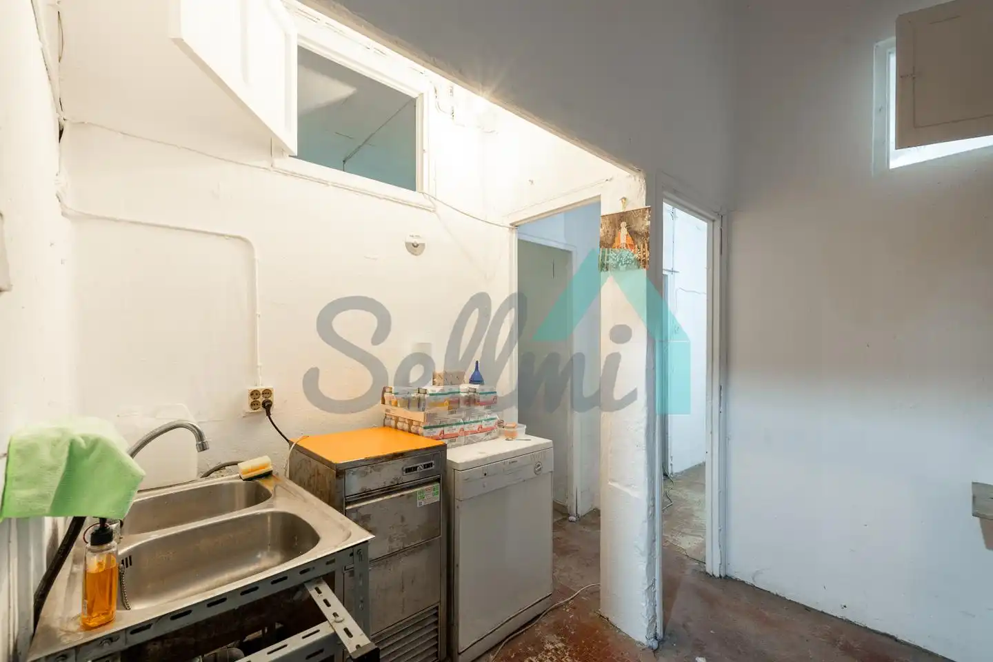 Kitchen of Buildings for sale in Oviedo 