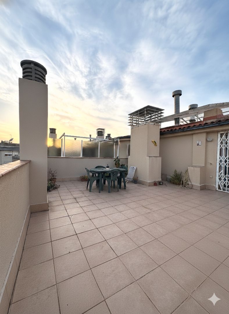 Terraza de Dúplex en venta en Terrassa con Calefacción, Terraza y Balcón