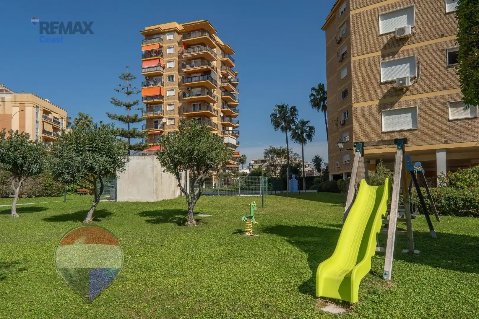 Vista exterior de Piso en venta en Torremolinos con Aire acondicionado, Terraza y Piscina comunitaria