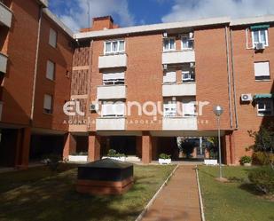 Exterior view of Flat to rent in Alcalá de Henares  with Air Conditioner, Furnished and Washing machine