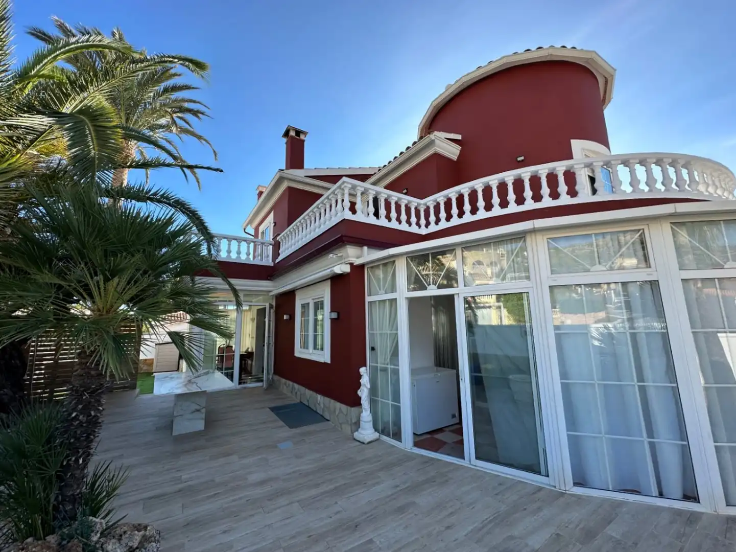 Vista exterior de Casa o xalet en venda en Alcalà de Xivert amb Piscina