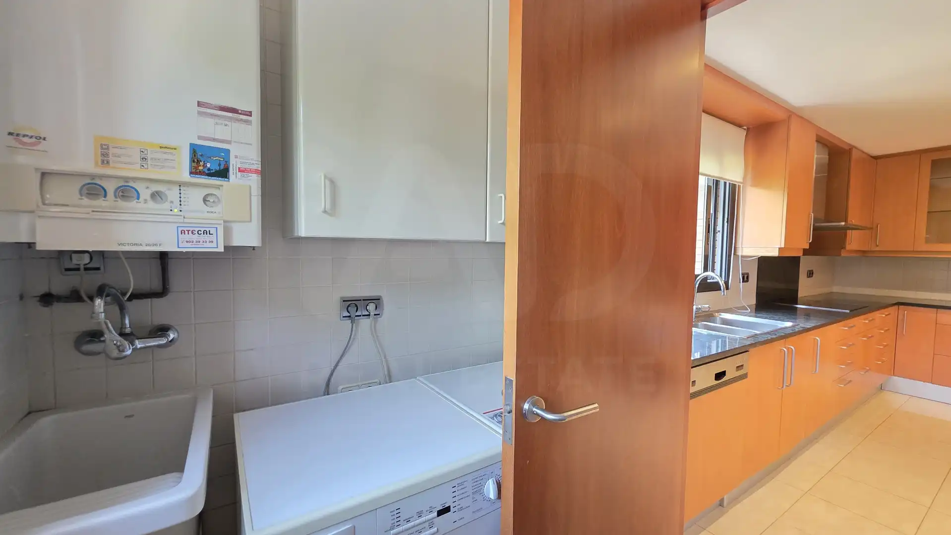 Cuina de Casa o xalet de lloguer en Sant Cugat del Vallès amb Aire condicionat i Calefacció