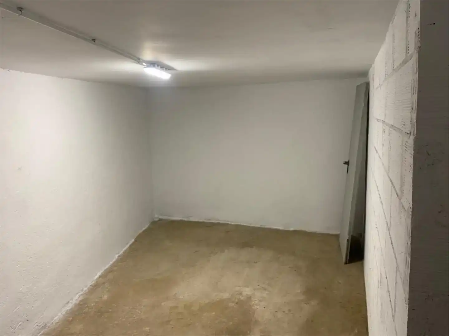 Storage room for rent in Avenida de Nocedo, 36, San Mamés - La Palomera