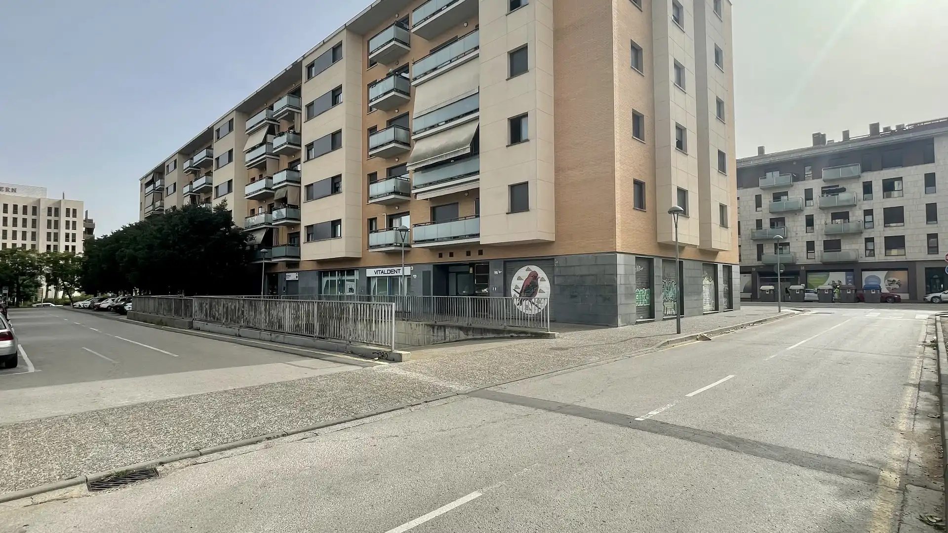 Außenansicht von Garage zur Miete in Girona Capital