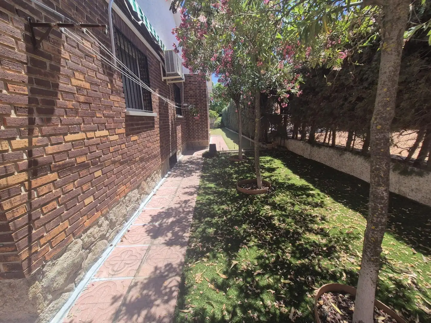 Exterior view of Houses for sale in Aldea del Fresno  with Air Conditioner, Heating and Swimming Pool