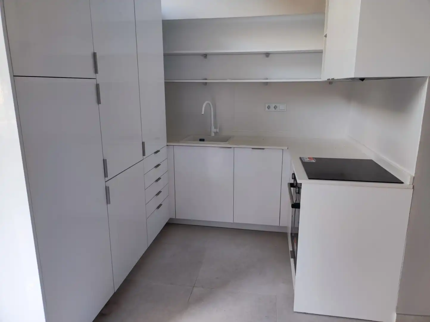 Küche von Wohnung zur Miete in Málaga mit Klimaanlage, Heizung und Ofen