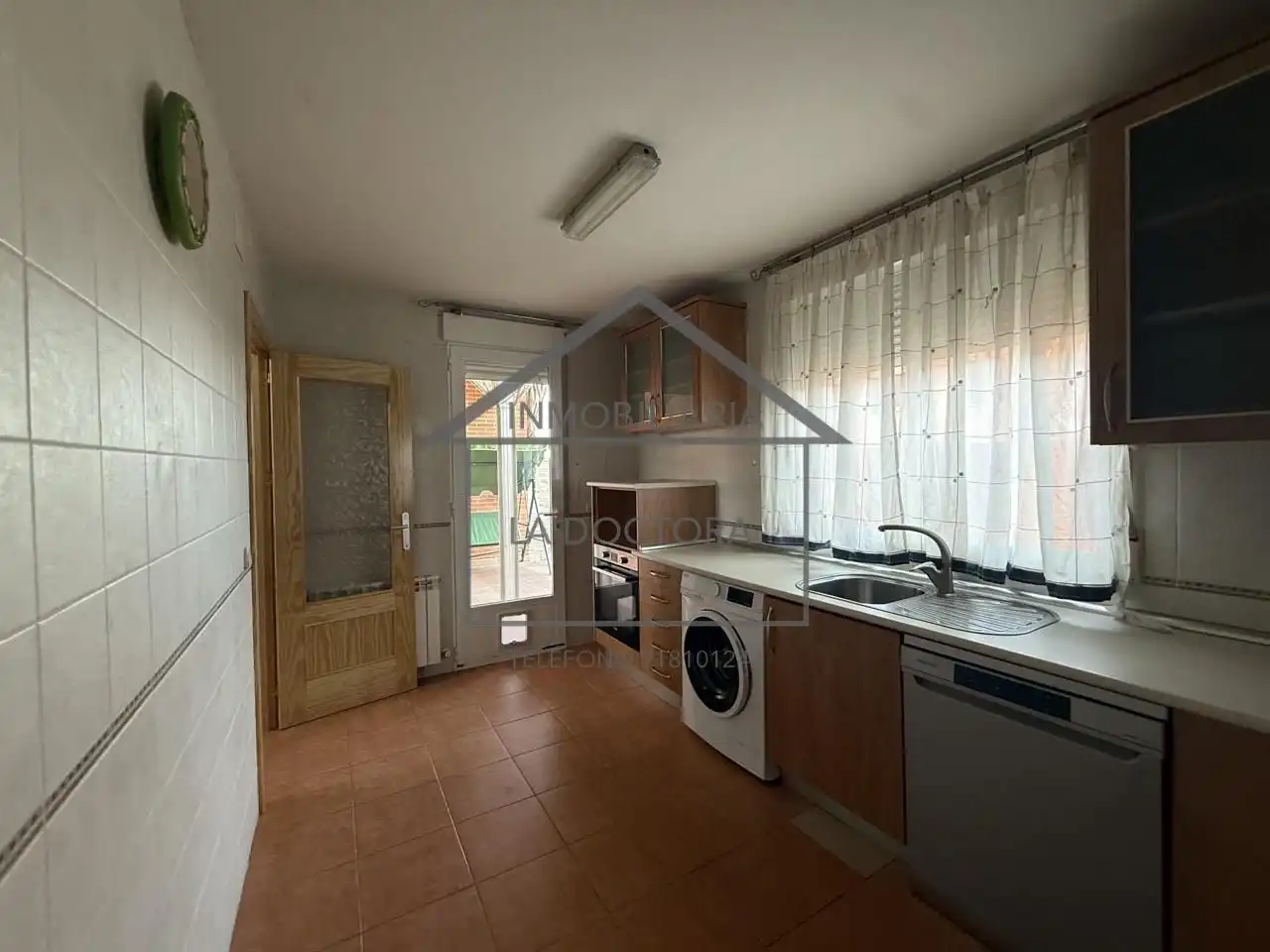 Casa adosada en venta en Camarena