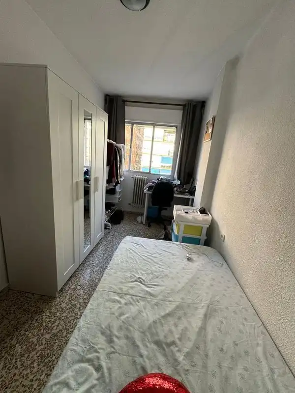 Schlafzimmer von Wohnung zur Miete in Granada mit Heizung, Möbliert und Ofen