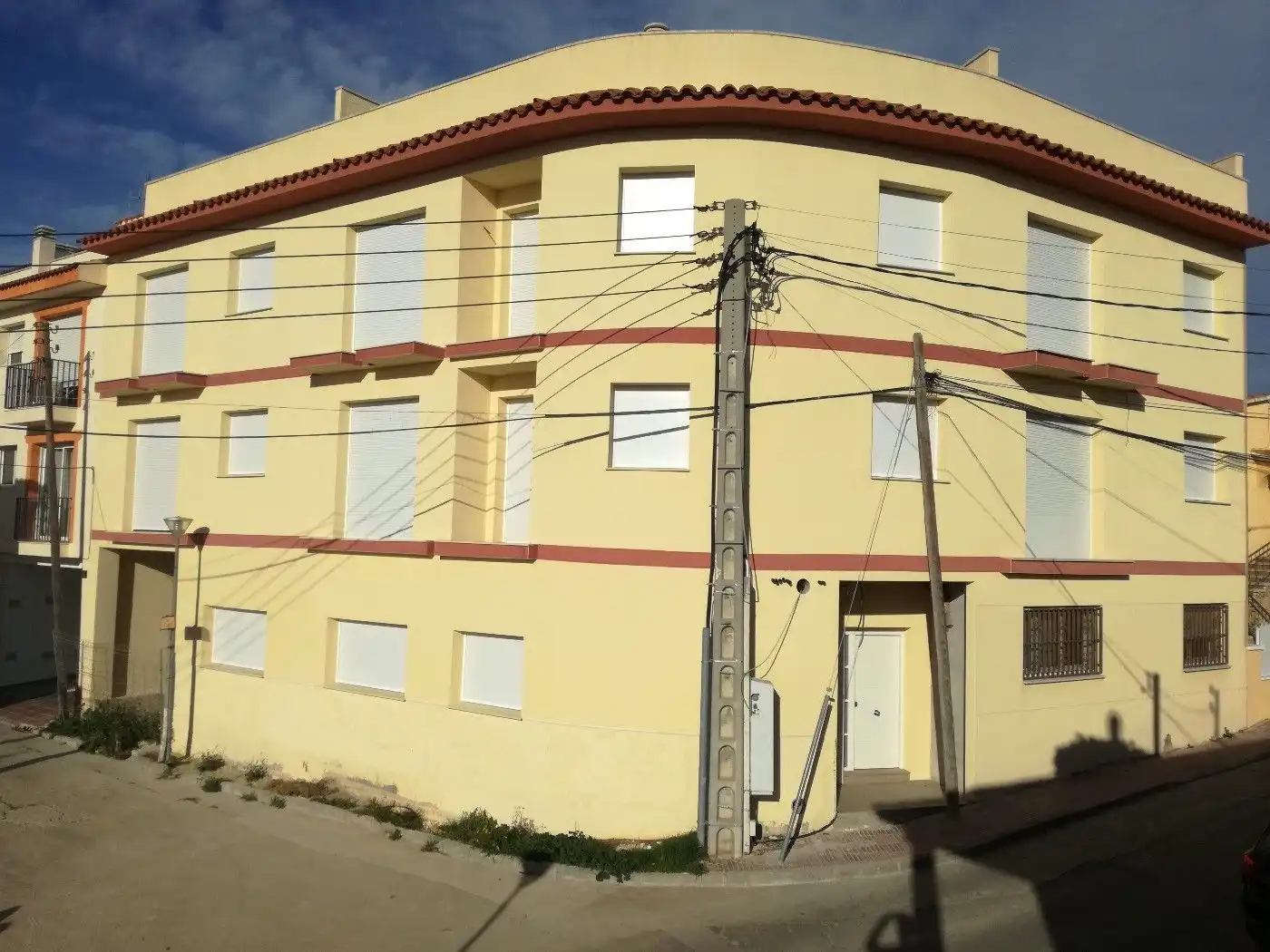Vista exterior de Pis en venda en Roda de Berà amb Calefacció i Traster