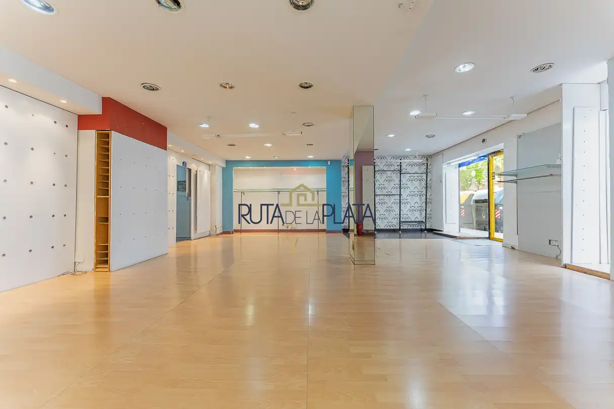 Local comercial en venda a Calle Argentina 8, imagen 6