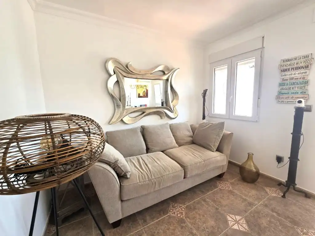 Sala de estar de Casa o chalet en venta en Torrevieja con Piscina y Amueblado