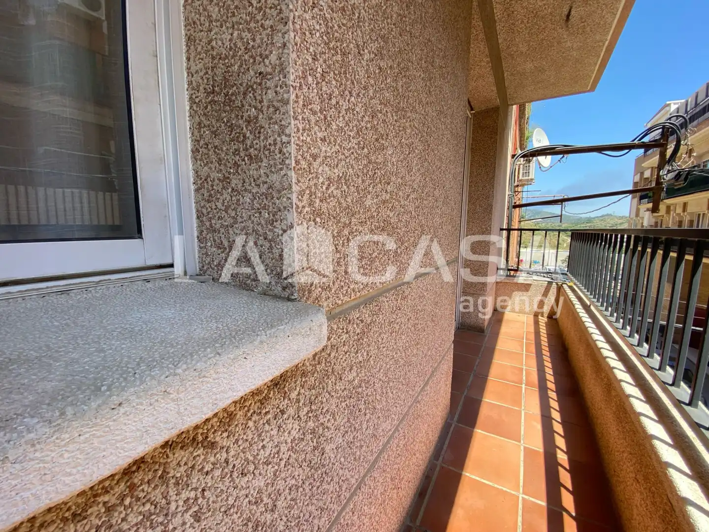 Balcony of Houses for sale in Badalona  with Terrace, Furnished and Oven