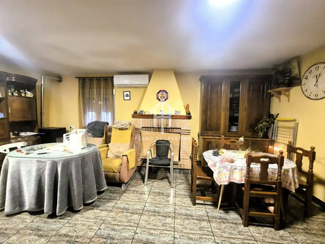 Sala d'estar de Finca rústica en venda en Moraleda de Zafayona amb Aire condicionat, Jardí privat i Piscina