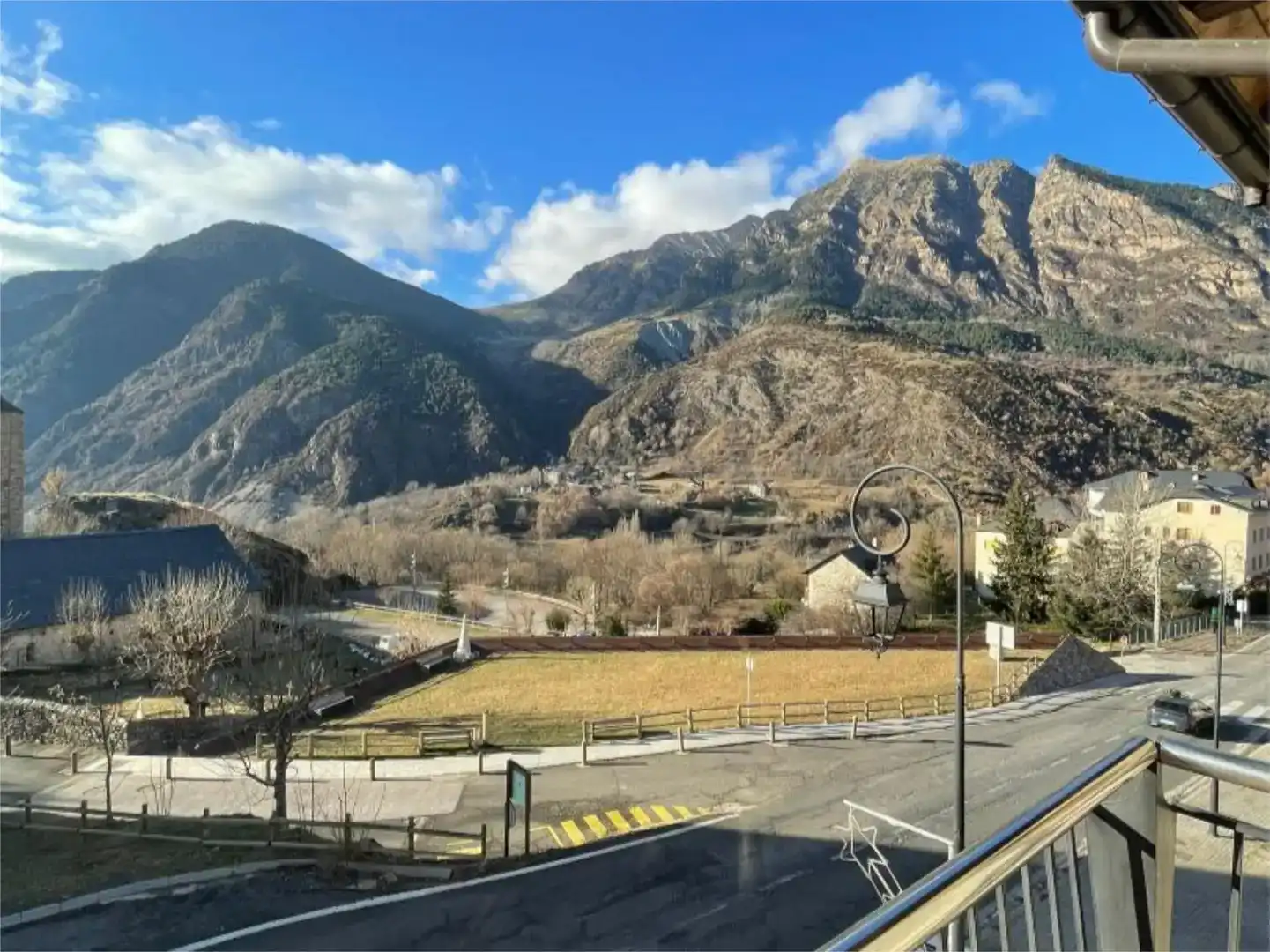 Vista exterior de Pis de lloguer en La Vall de Boí amb Parquet, Traster i Moblat