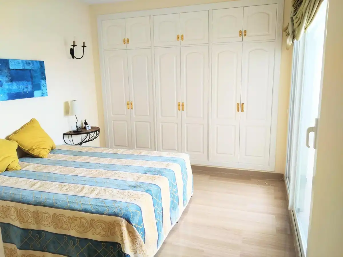 Apartamento con piscina en venta en Arroyo de la Miel, imagen 7