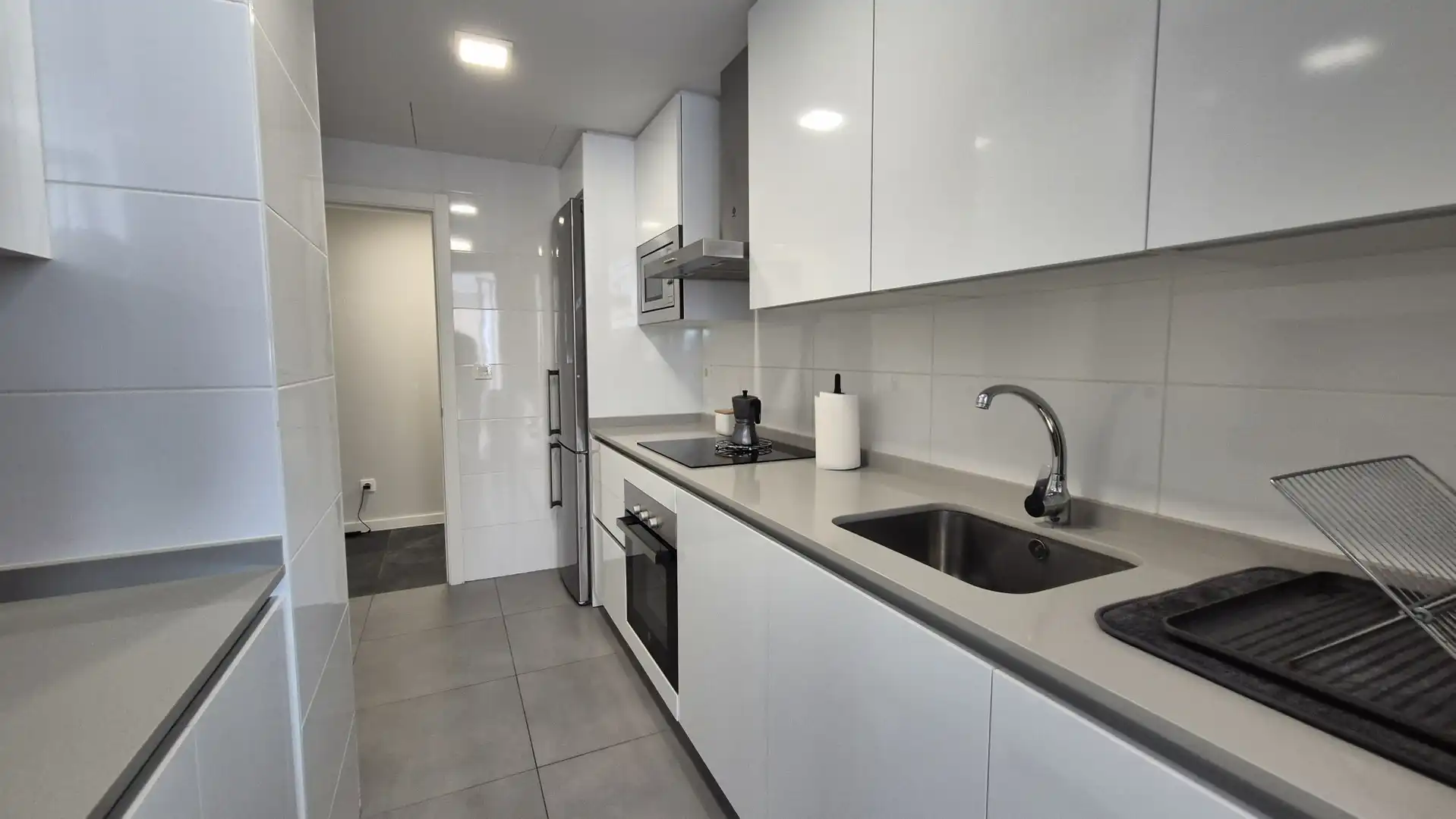 Kitchen of Ground floor for rent in Marbella  with Air Conditioner, Terrace and Storage room