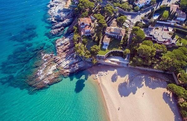 Vista exterior de Casa o xalet en venda en Castell-Platja d'Aro amb Calefacció, Jardí privat i Piscina
